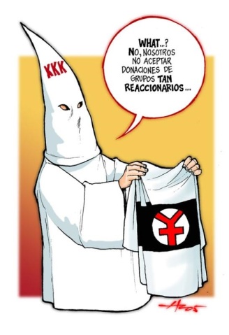 Viñeta en la que un miembro de Ku Kux Klan sujeta una camiseta de El Yunque